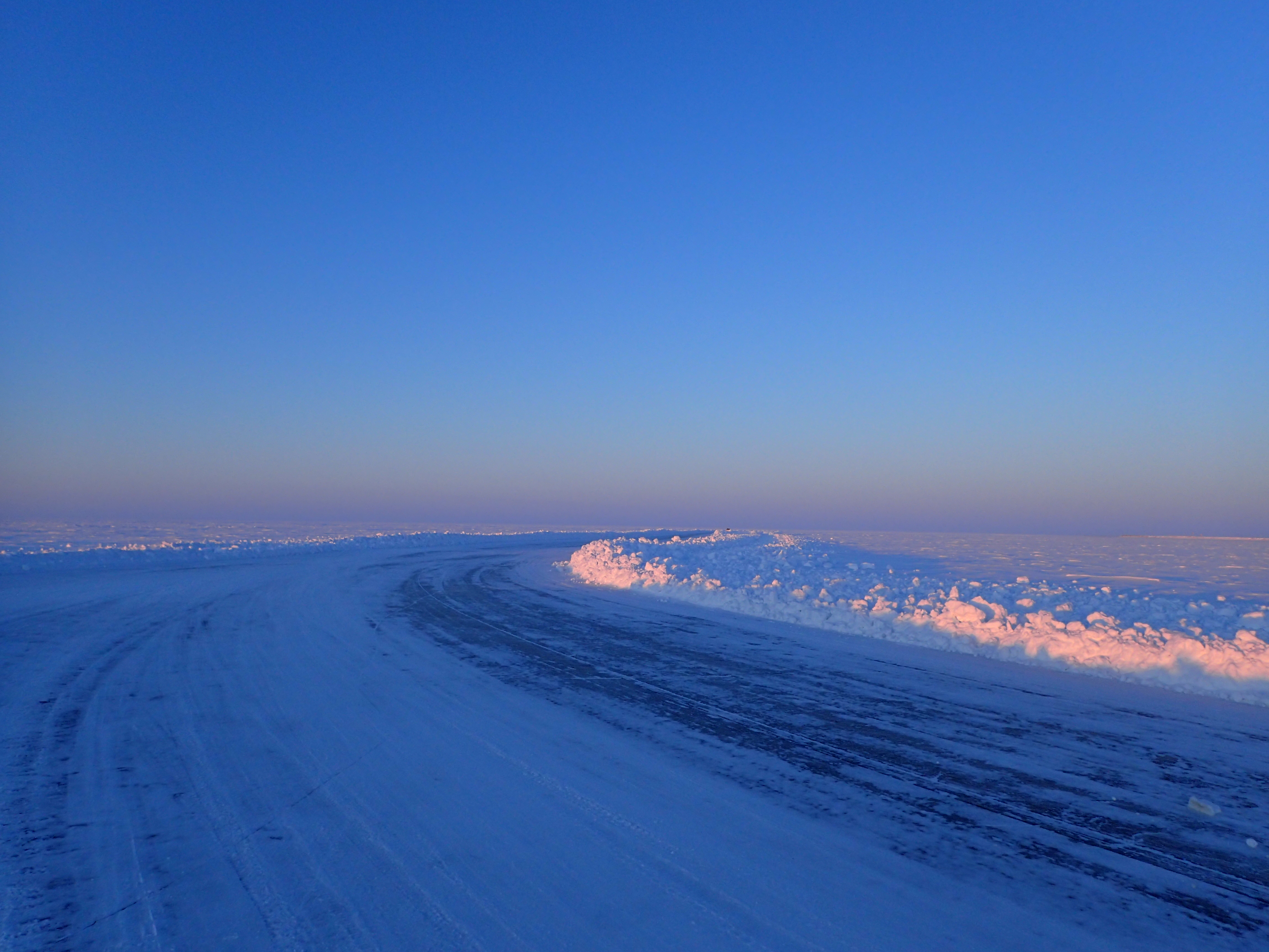 6633 Arctic Ultra のイメージ